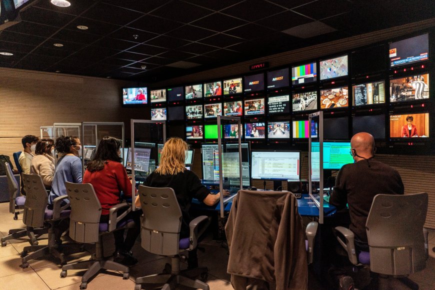 El director de informativos de Telemadrid rechaza explicar en la Asamblea el bulo emitido sobre la mujer de Sánchez
