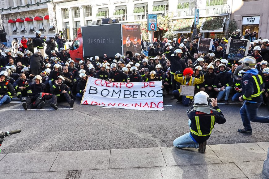 La Comunidad de Madrid tiene un déficit de bomberos: pagó 18 millones en horas extra en 2023