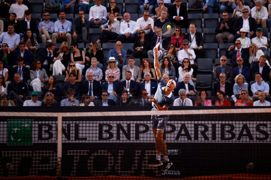 Zverev triunfa en Roma por demolición