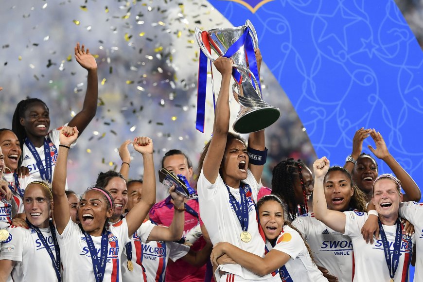 Olympique de Lyon: la máquina que dominó el fútbol en Europa durante más de una década