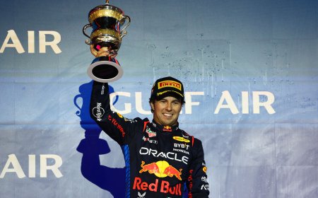 Checo Pérez renueva como piloto de Red Bull