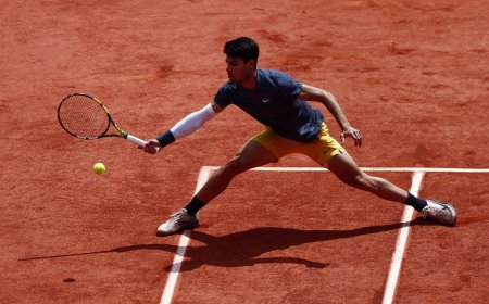 Zverev - Alcaraz, Roland Garros en directo | El alemán cierra un segundo set muy sólido (6-2) y empata el partido