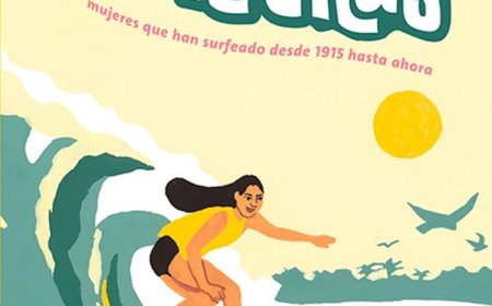 Las mujeres surfean