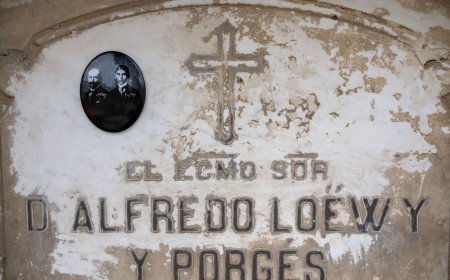 La tumba que nos acerca a Kafka