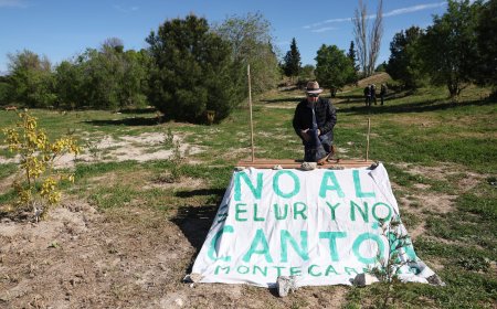 Almeida levantará el cantón de basuras en Montecarmelo aunque esté a 12 metros de una posible fosa común