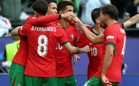 Turquía - Portugal, en directo | Portugal golea a Turquía y se clasifica para los octavos de final de la Eurocopa (0-3)
