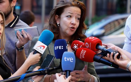 El gobierno de Ayuso activa la contratación temporal de médicos extracomunitarios en hospitales y en todas las especialidades