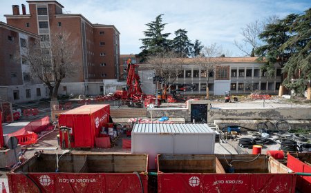 El gobierno de Ayuso deja en el aire la reapertura de la línea 7B de Metro, que ha obligado a derribar 73 viviendas en San Fernando