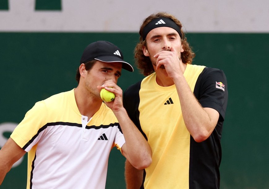 El amor por un hermano, el as en la manga del filosófico Tsitsipas