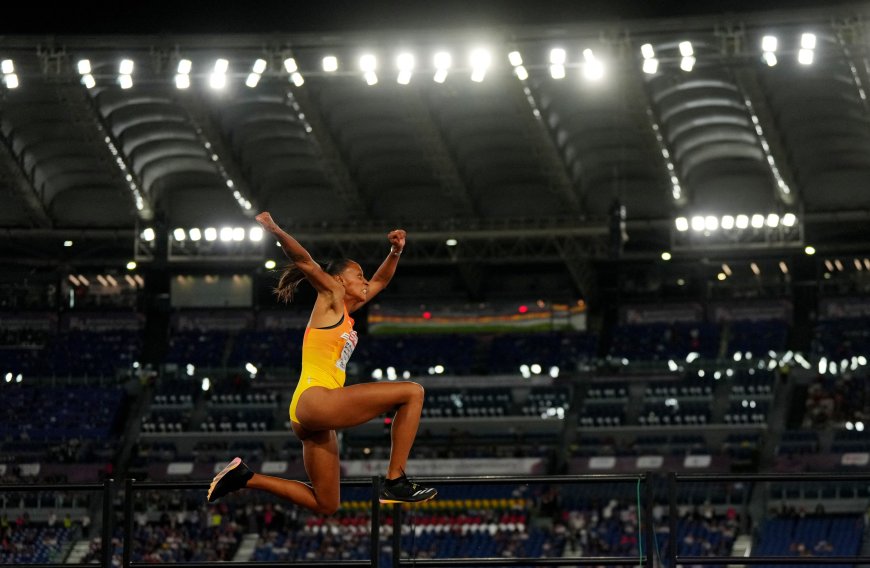 Ana Peleteiro, oro en los Europeos de atletismo de Roma con un salto que la propulsa hacia París