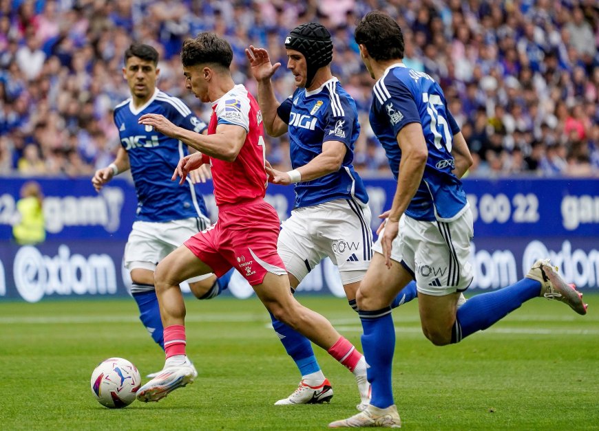 El Oviedo se adelanta al Espanyol en la carrera por el ascenso