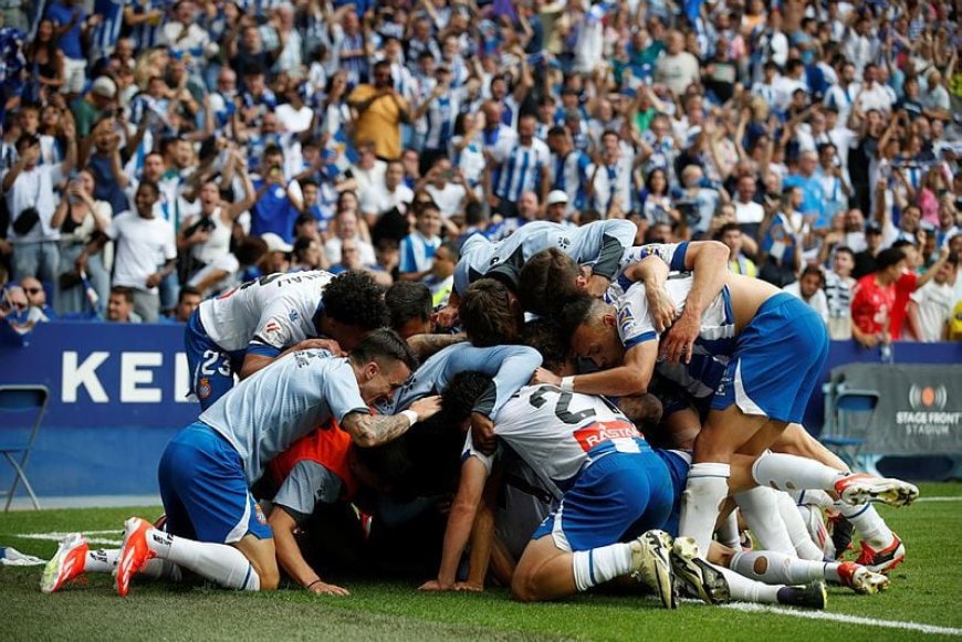 El Espanyol siempre vuelve: los ‘pericos’ superan al Oviedo y regresan a Primera