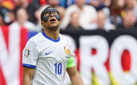 Francia tiene la pelota más que nunca y juega peor que siempre