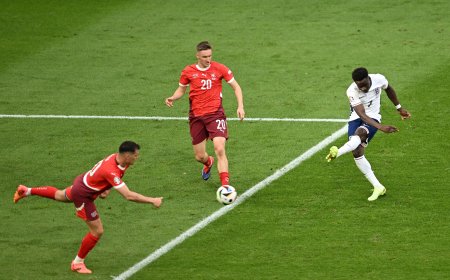 Inglaterra - Suiza, en directo | La selección inglesa y la suiza buscan el pase a las semifinales en la prórroga