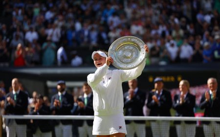 Krejcikova conquista Wimbledon tras vencer a Paolini