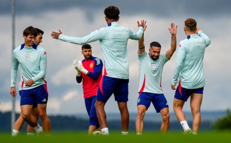 España busca ganar a Inglaterra para culminar la seducción con su cuarta Eurocopa