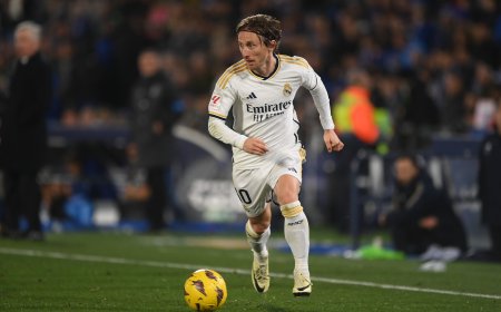 Luka Modric renueva otra temporada con el Real Madrid y ya tiene a tiro a Ferenc Puskas