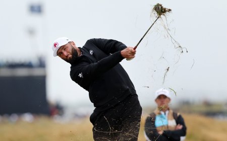 Jon Rahm se las apaña en Royal Troon
