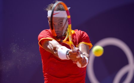 Nadal honra el último baile ante Djokovic, que le apea del torneo individual en París 2024