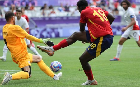 A España no le sienta bien el plan B: derrota ante Egipto en fútbol masculino y queda segunda de grupo