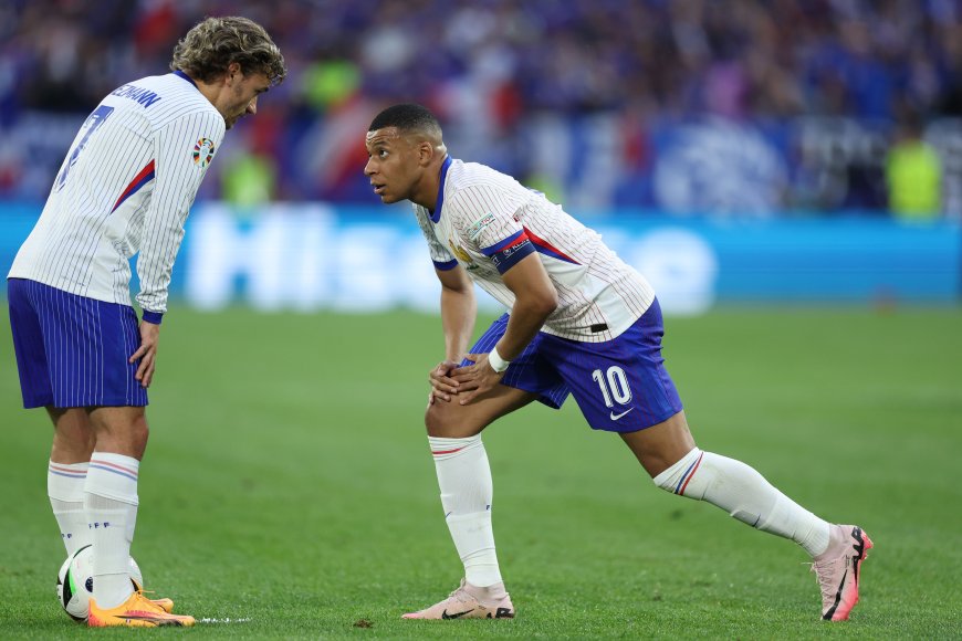 Francia se encomienda a Mbappé y Griezmann para batir a Bélgica en los octavos
