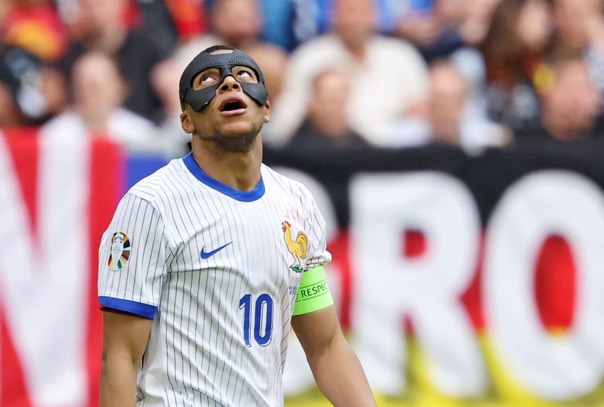 Francia tiene la pelota más que nunca y juega peor que siempre