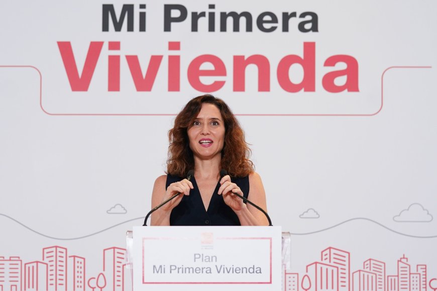 El Gobierno de Ayuso cesa a dos altos cargos de Educación y a uno de Digitalización