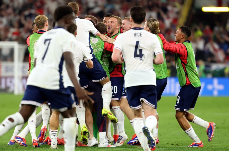 Países Bajos - Inglaterra, en directo | La selección inglesa se cita con España en la final de la Eurocopa tras superar a la Oranje (1-2)