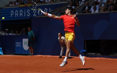 Alcaraz - Djokovic, final de tenis París 2024, en directo | El murciano y el serbio se baten en la final olímpica por la medalla de oro