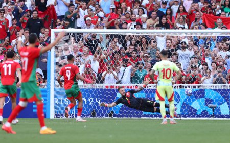 Marruecos - España, la semifinal de fútbol masculino en directo | La selección marroquí se adelanta de penalti (1-0)