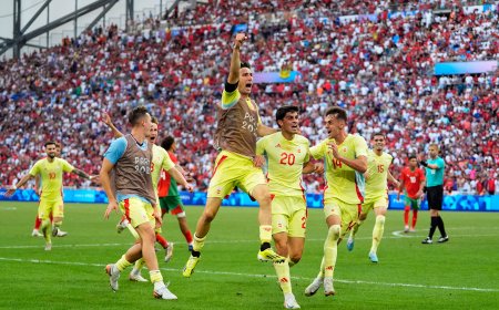 Marruecos - España, la semifinal de fútbol masculino, en directo | Arnau Tenas, tras meterse en la final de los Juegos: “Nos hemos repuesto al partido más difícil hasta ahora”