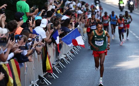 Juegos Olímpicos París 2024, en directo | El etíope Tamirat Tola bate el récord olímpico y logra el oro en la maratón por delante del belga Abdi y del keniano Kipruto