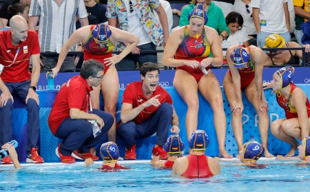 Miki Oca, campeón como jugador en Atlanta 1996 y seleccionador del equipo de waterpolo oro en París: “Soy un entrenador normal”