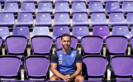 Anuar Tuhami, el sudor y presión de los futbolistas secundarios: “He visto a compañeros llorar de impotencia tras los pitos en el campo”