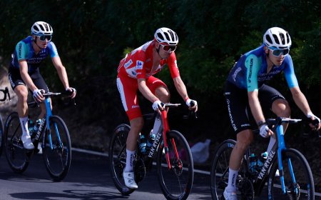 O’Connor, el líder de la Vuelta que se entrenó en solitario para poder estar con su hija recién nacida
