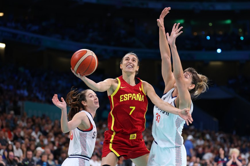 Juegos Olímpicos París 2024, en directo | La selección femenina de baloncesto, invicta y en cuartos tras derrotar a Serbia (62-70)