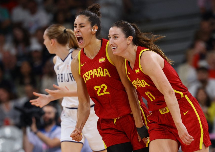 Una gigantesca España vence a Serbia y llega a cuartos como primera de grupo