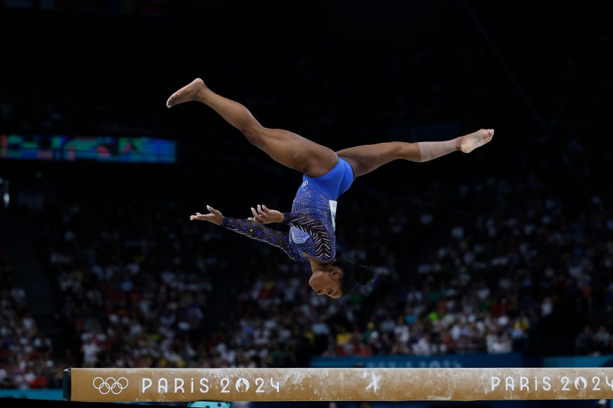 Juegos Olímpicos París 2024, en directo | Simone Biles busca otras dos medallas en barra de equilibrio y suelo