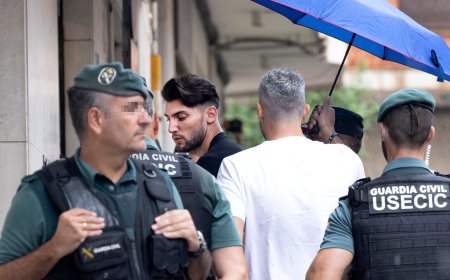 El Valencia aparta de forma indefinida al futbolista Rafa Mir, en libertad con cargos acusado de agresión sexual