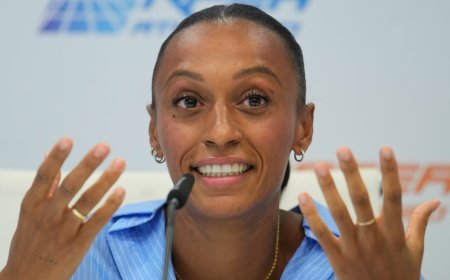 Ana Peleteiro regresa a Galicia, a Ribeira, el pueblo del que salió hace 11 años
