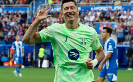 Alavés - Barcelona en directo | Flick mueve el banquillo: entran Koundé y Ansu Fati