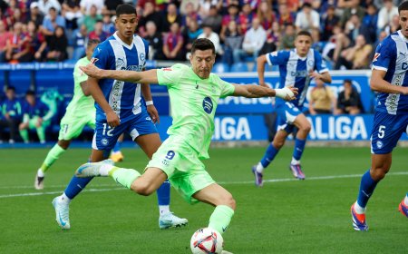 El líder Barça presume del infalible Lewandowski ante el Alavés