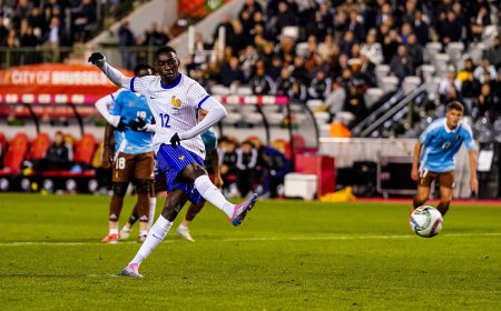 Kolo Muani toma el testigo de Mbappé y sostiene a Francia