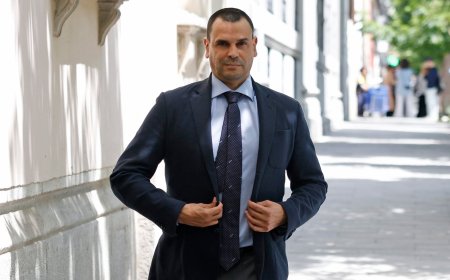 La pareja de Ayuso prepara una querella contra la portavoz de Más Madrid, Manuela Bergerot, la número 12 en su lista de denunciados