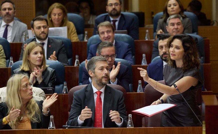Ayuso, tras la imputación del fiscal general: “El ciudadano está indefenso ante un Gobierno que utiliza prácticas mafiosas”