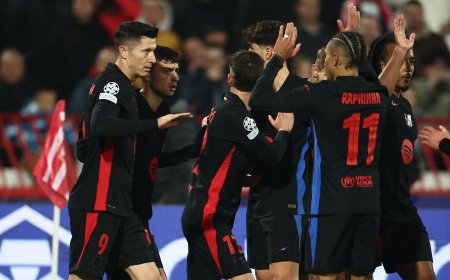 Estrella Roja - Barcelona en directo | Los azulgrana se van al descanso por delante en Belgrado