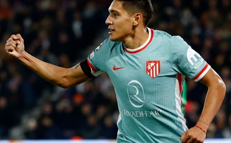 PSG - Atlético de Madrid, en directo | El Atlético gana en el descuento en París gracias a un gol de Correa
