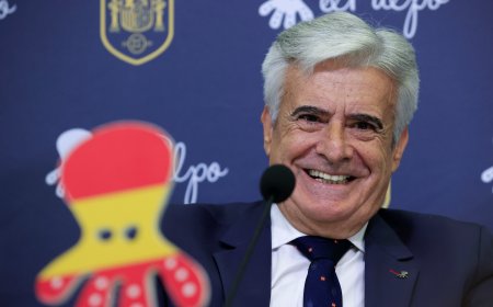 El inhabilitado e investigado Pedro Rocha sabrá este miércoles si puede presentarse a las elecciones de la RFEF