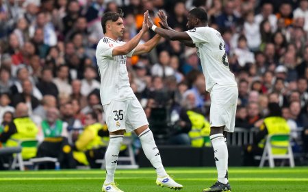 La defensa del Real Madrid, en los huesos contra Salah y Luis Díaz