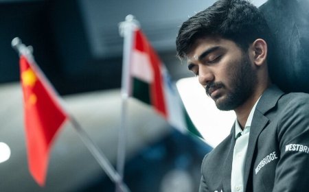 Gukesh logra que Ding se enrede, gana la 3ª partida del Mundial de ajedrez en Singapur e iguala el marcador